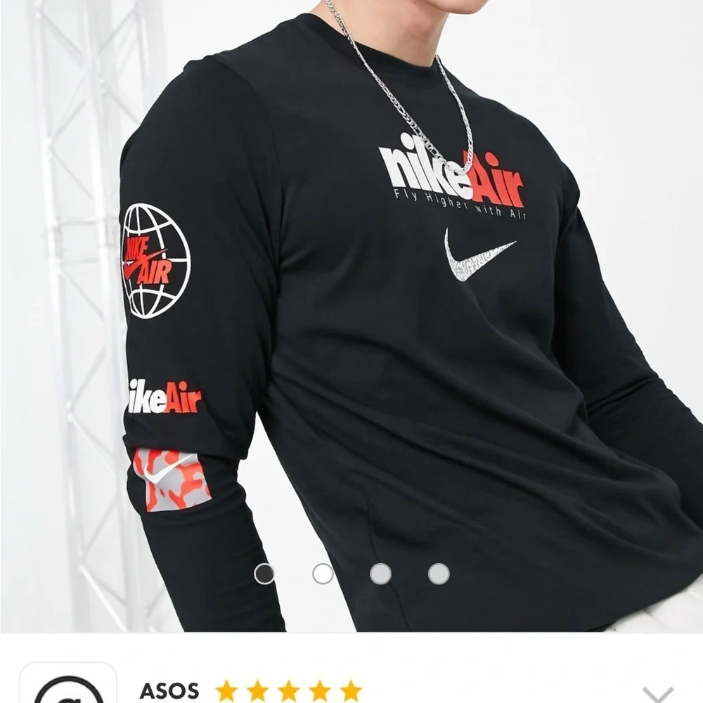 Nike Air Black and Red Long Sleeve Tee perfect condition